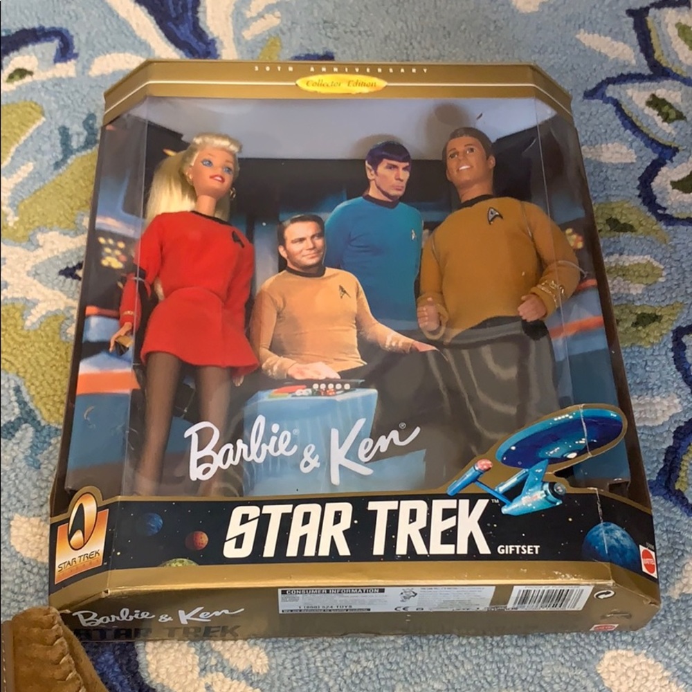 NEW 30th anniversary - Star Trek Barbie & Ken